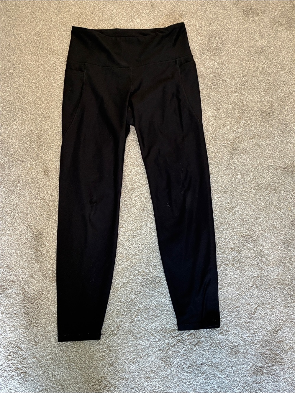 Old Navy High-Waist Black Leggings with Pockets